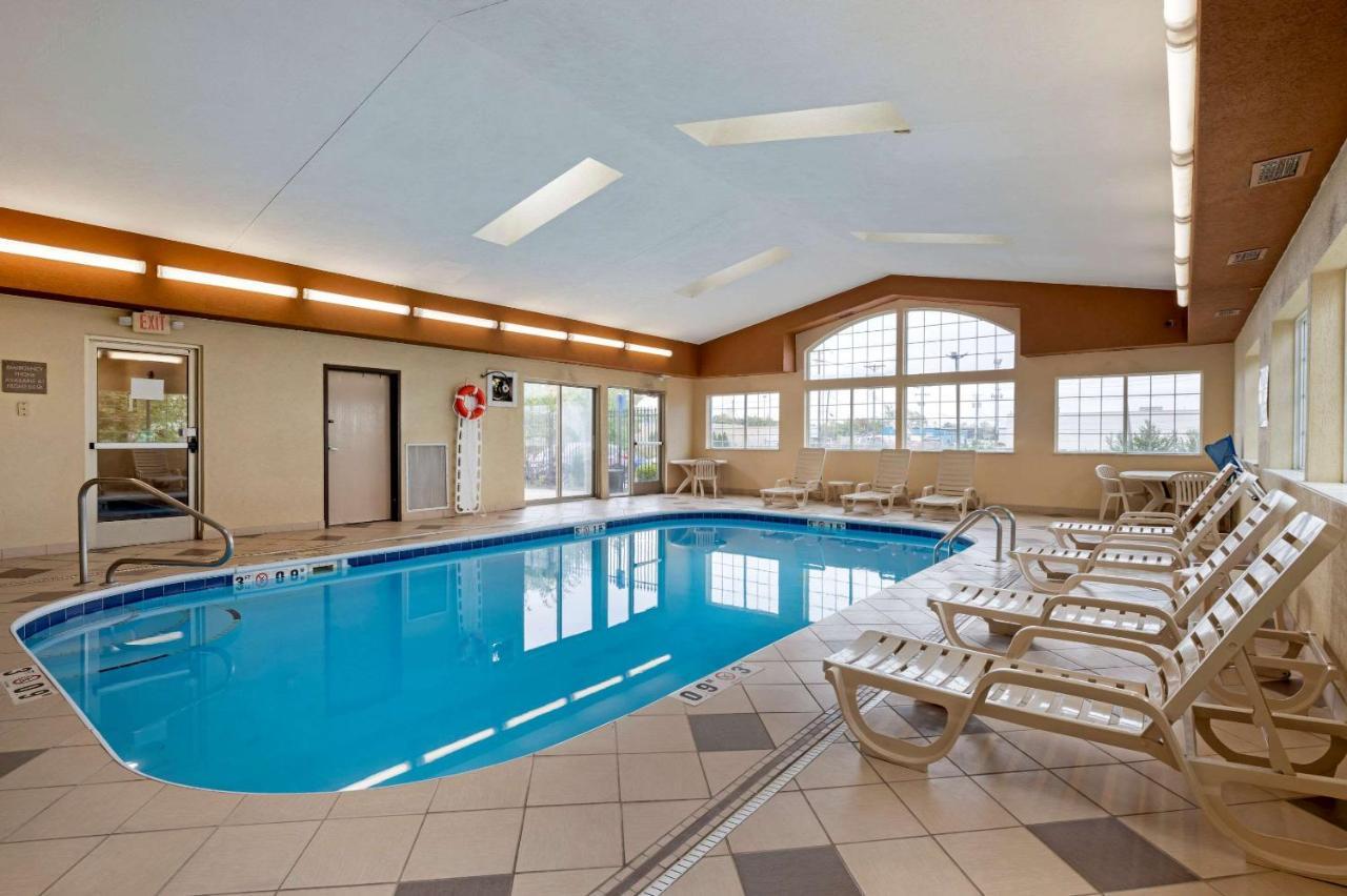 Comfort Suites コロンバス エクステリア 写真
