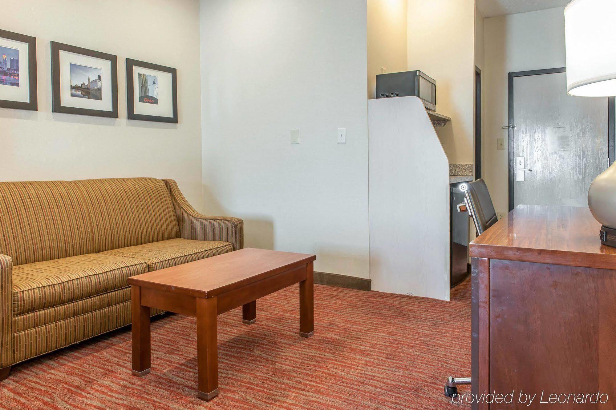 Comfort Suites コロンバス エクステリア 写真